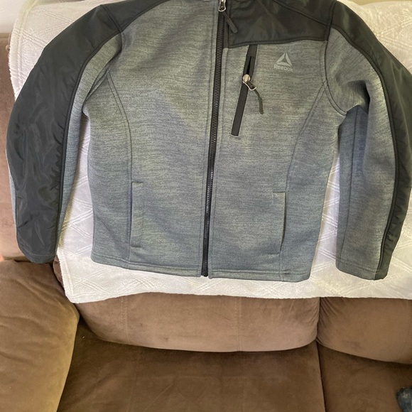 Boys Reebok jacket - Picture 5 of 9